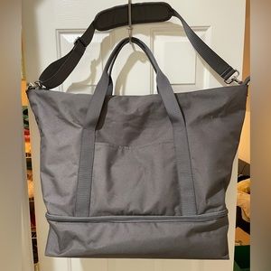 Lo and Sons Catalina Weekender Bag